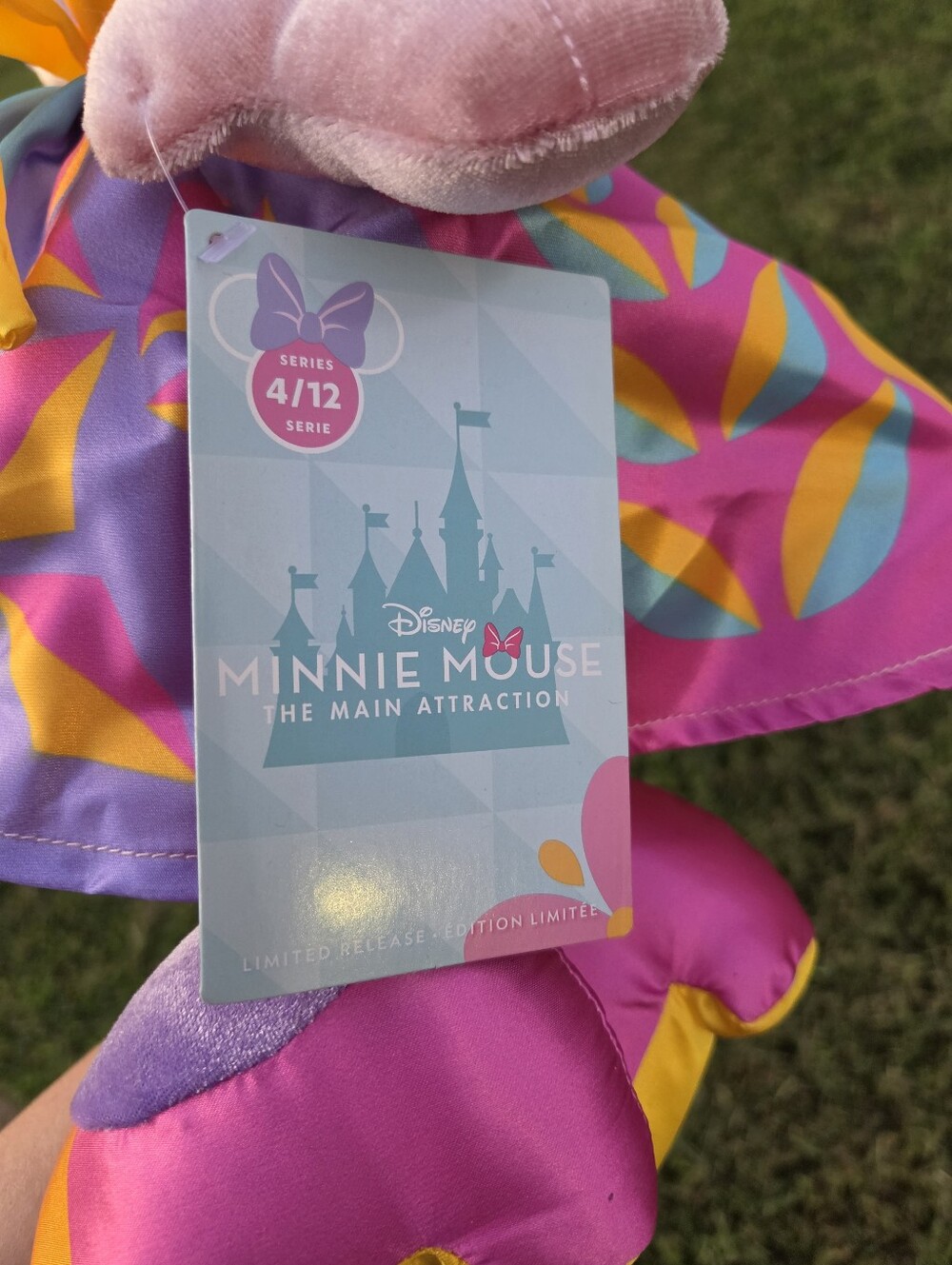 Disney Minnie Main Attraction Its A Small World Collectible Plush - Picture 3 of 5